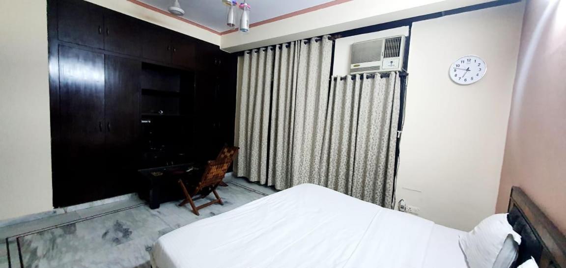 Hotel Inn Noida Eksteriør bilde