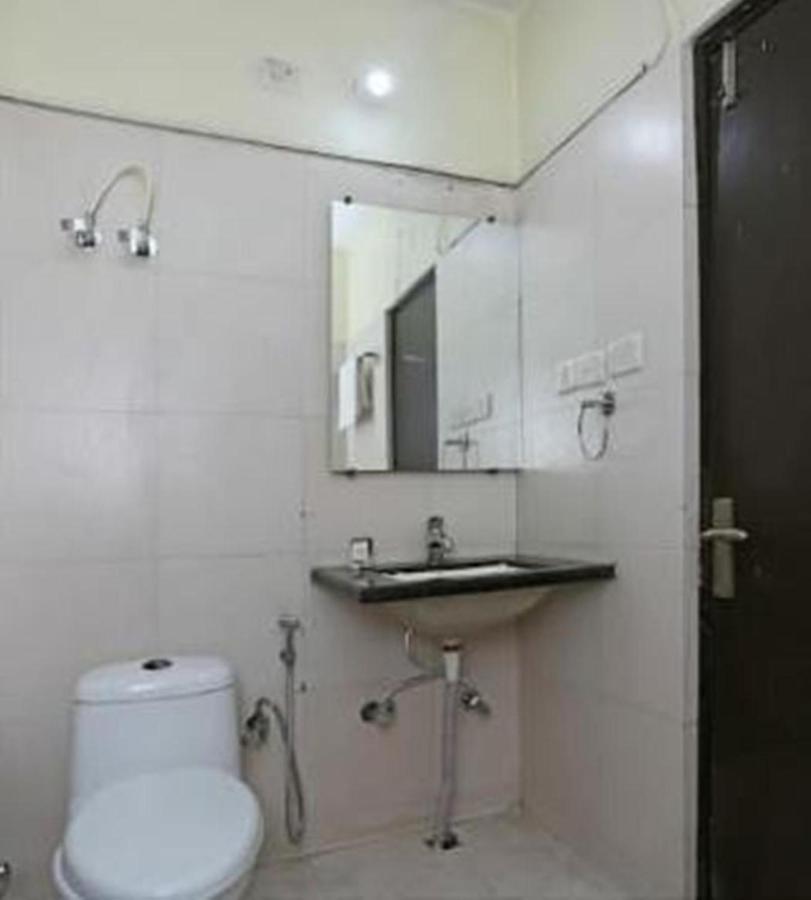 Hotel Inn Noida Eksteriør bilde
